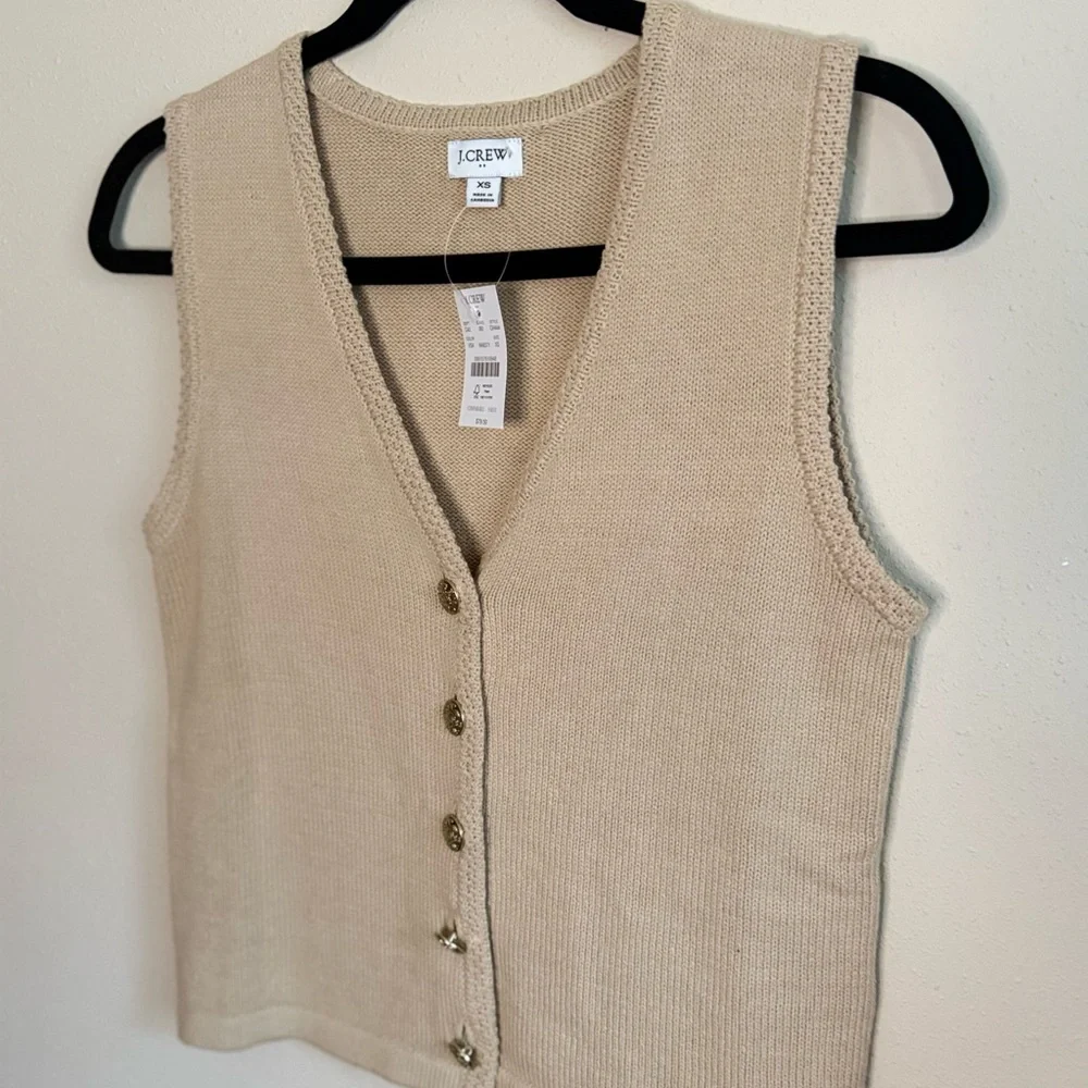 J.Crew NWT Oatmeal Sweater Vest Gold Crest Buttons V-Neck XS